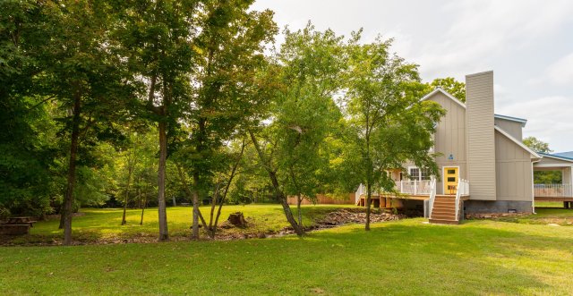 creekside cottage marketing photo 10